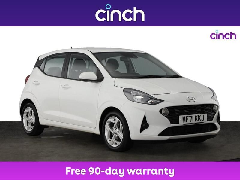 White Used 2021 Hyundai i10 SE Hatchback | £10,449 (Fair price) - Image 1/3
