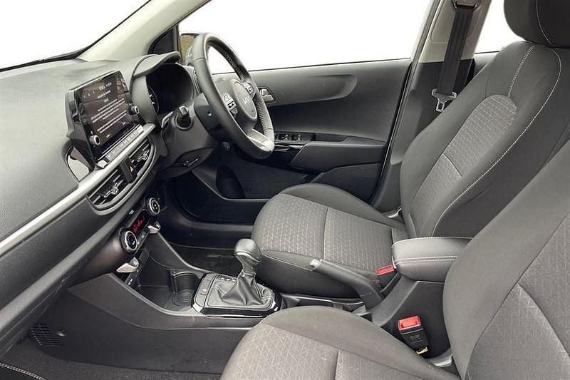 Used Kia Picanto 66 HP (48 kW) 2023 Silver Hatchback