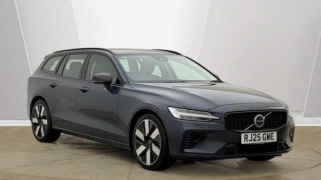 Used Volvo V60 Plus 350 HP (257 kW) 2025 Estate