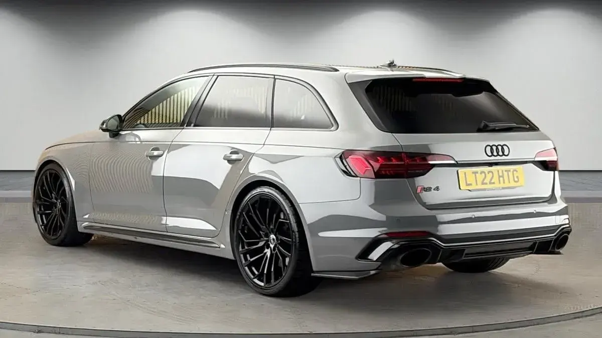 Used Audi RS4 Comfort 2021 Nardo gray/nardo gray Estate
