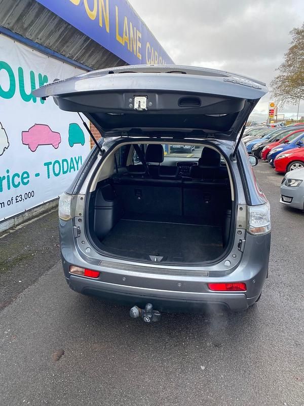 Used Mitsubishi Outlander P-HEV 2014 Grey Estate