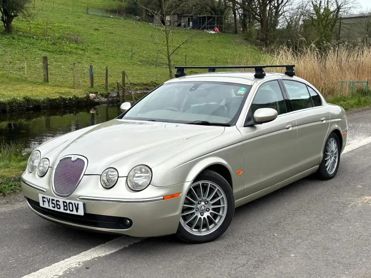 Używany Jaguar S-Type SE 2006 Złoty Sedan/Limuzyna