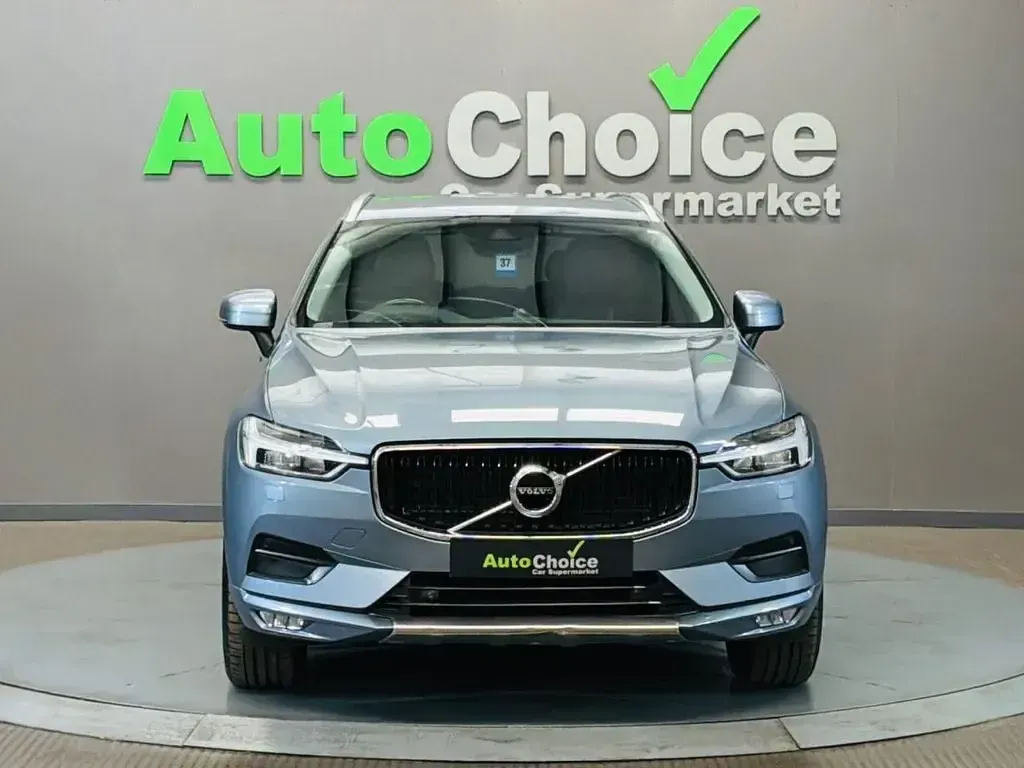 Second-hand Volvo XC60 Momentum 190 CP (139 kW) 2018 Albastru SUV
