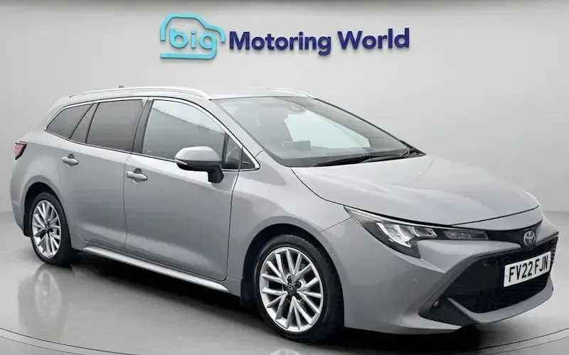Used Toyota Corolla Design 122 HP (89 kW) 2022 Estate