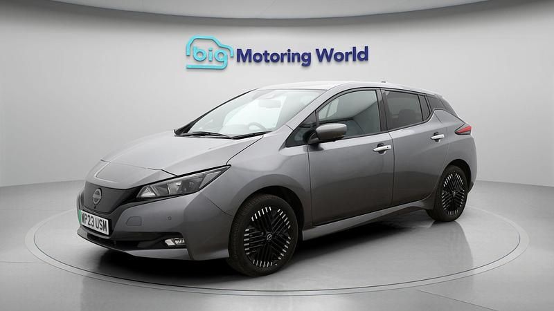 Used Nissan Leaf N-Connecta 160 kW (218 HP) 2022 Grey Hatchback