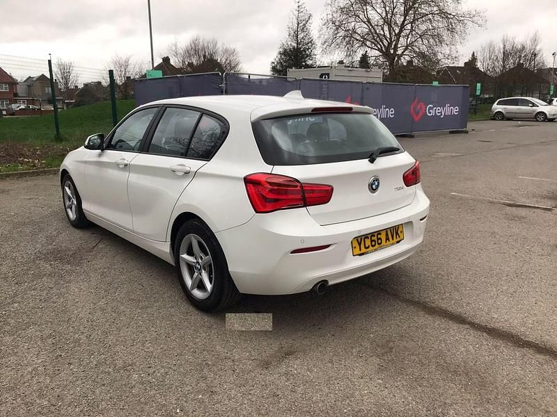 Usado BMW 116 Efficient Dynamics 2016 Blanco Utilitario