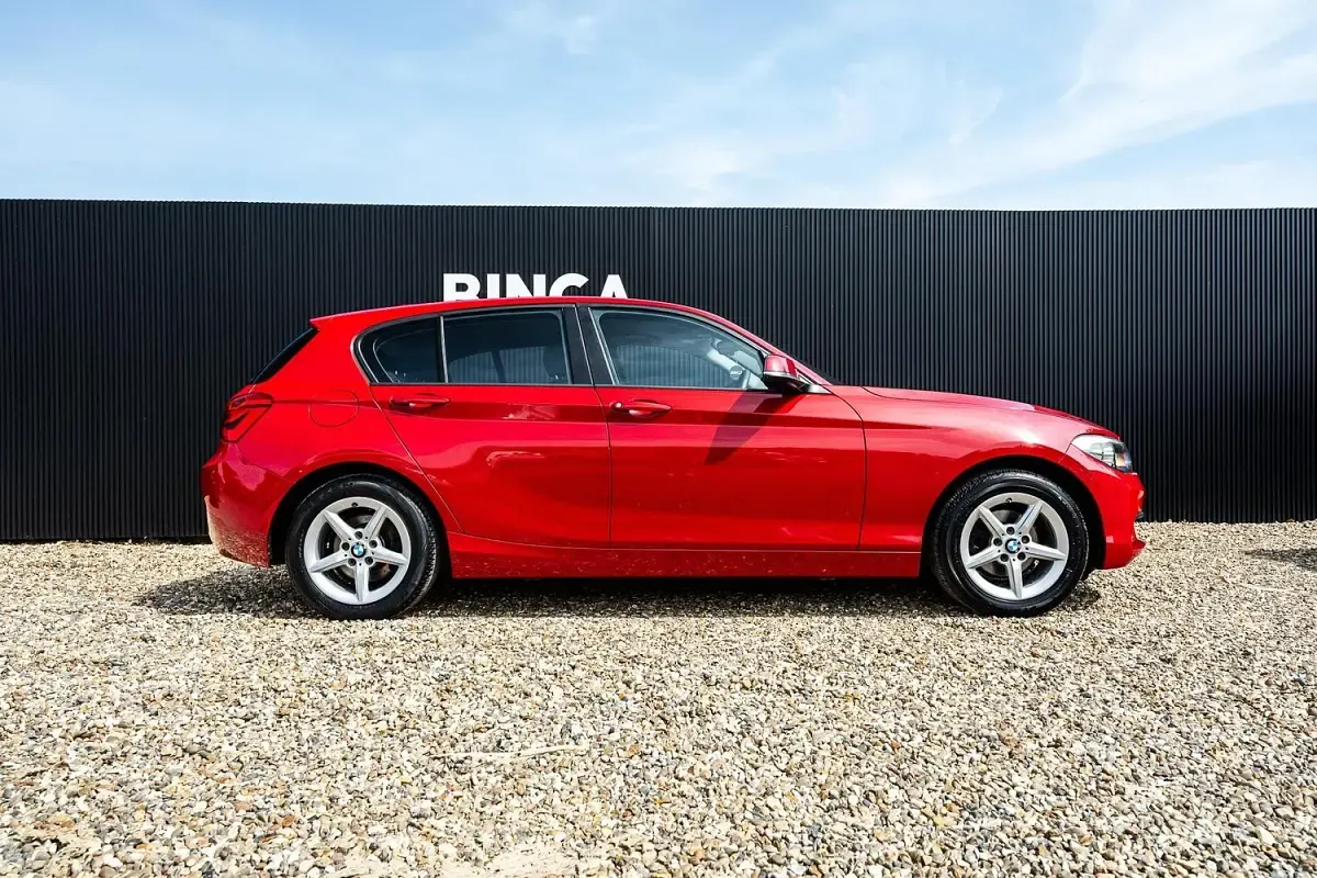 Used BMW 118 Impressive 136 HP (100 kW) 2016 Red Hatchback