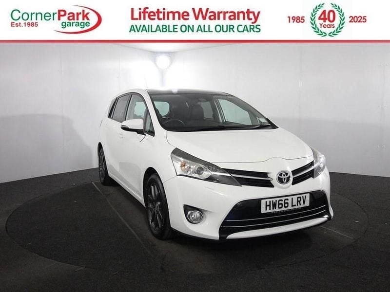 White Used 2016 Toyota Verso MPV | £8,999 (Fair price) - Image 1/4