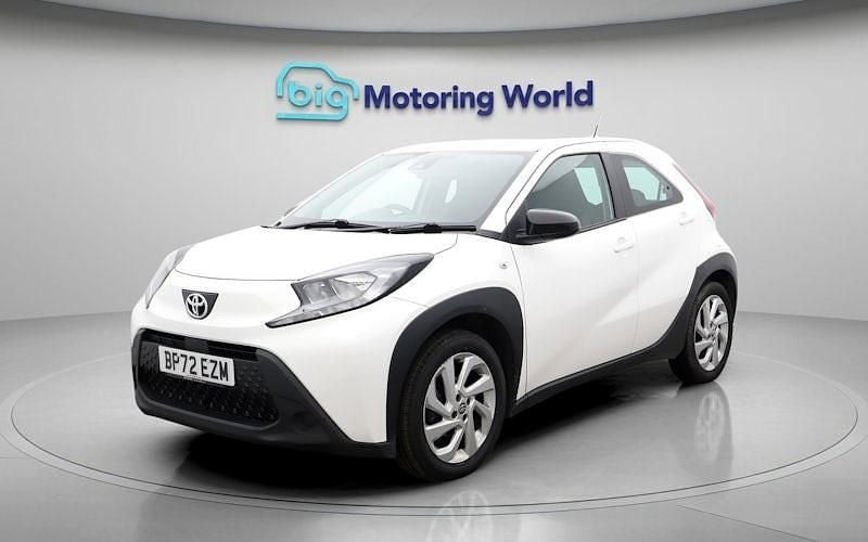 Used Toyota Aygo X PURE 72 HP (52 kW) 2025 SUV
