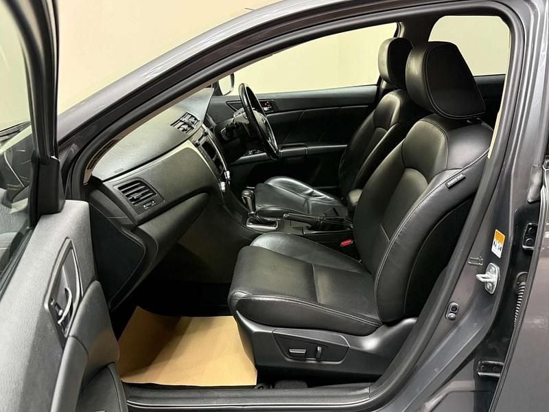 Used Suzuki Kizashi Sport 178 HP (130 kW) 2013 Grey Sedan