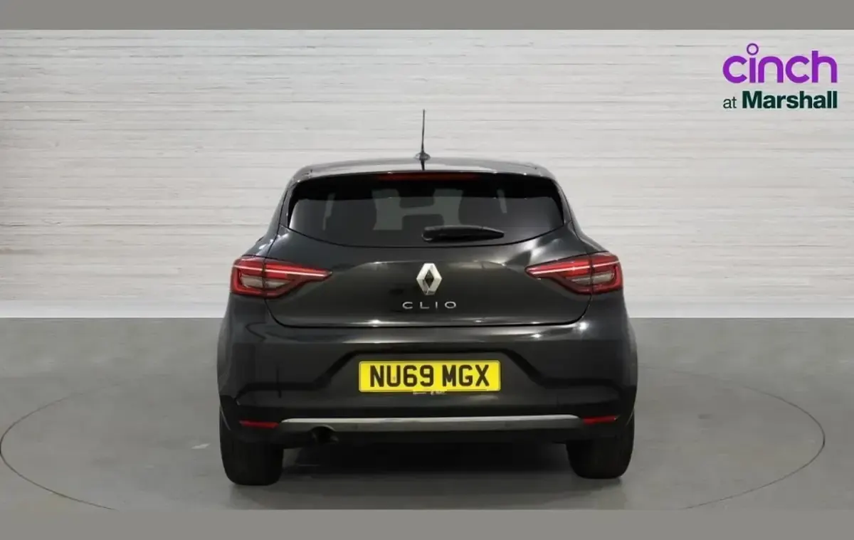 Used Renault Clio Iconic 100 HP (73 kW) 2019 Black Hatchback