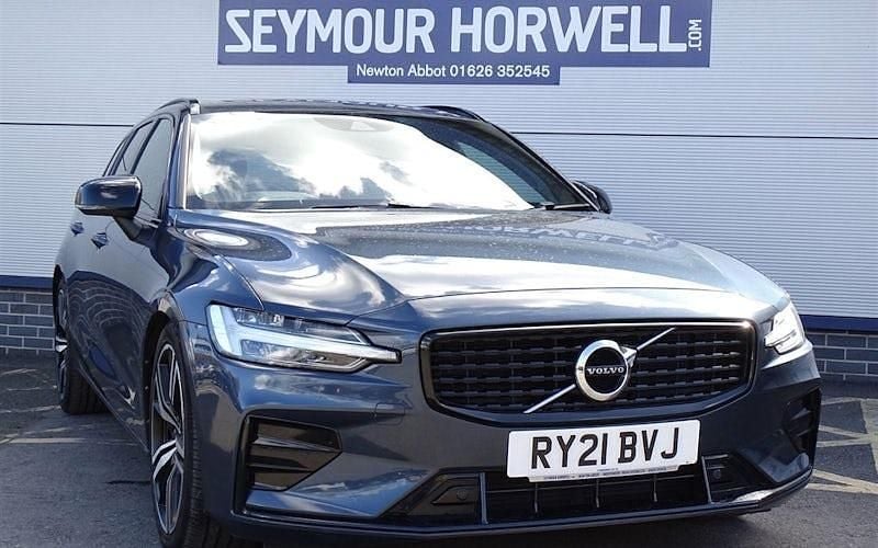 Used Volvo V60 R-Design 163 HP (119 kW) 2021 Estate