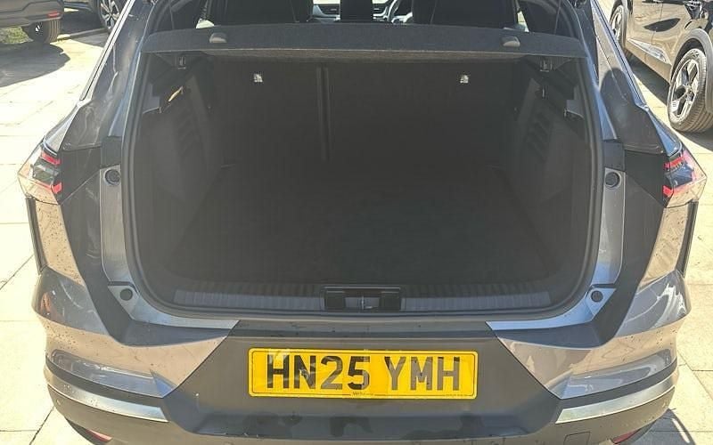 Begagnad Renault Symbioz Techno 143 HK (105 kW) 2025 Grå SUV