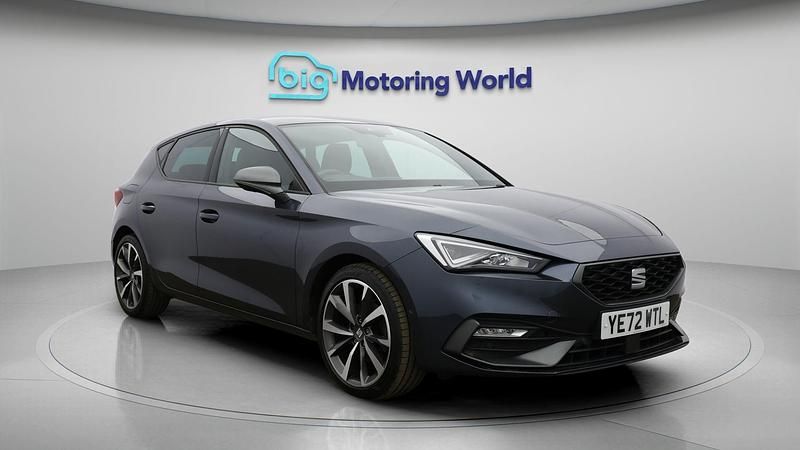Used Seat Leon FR Sport 131 HP (96 kW) 2022 Grey Hatchback