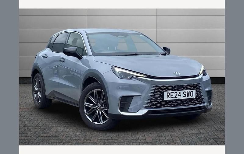 Cement grey Used 2024 Lexus LBX SUV | £30,595 (Fair price) - Image 1/3