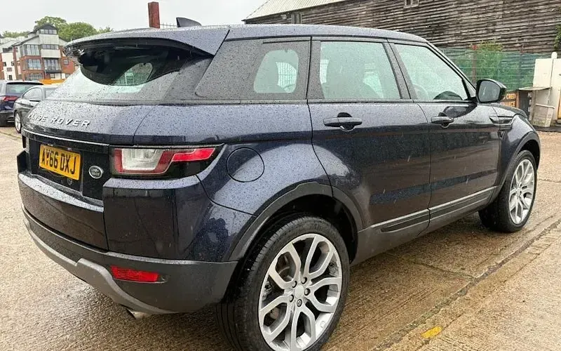 Used Land Rover Range Rover evoque SE 150 HP (110 kW) 2018 Hatchback