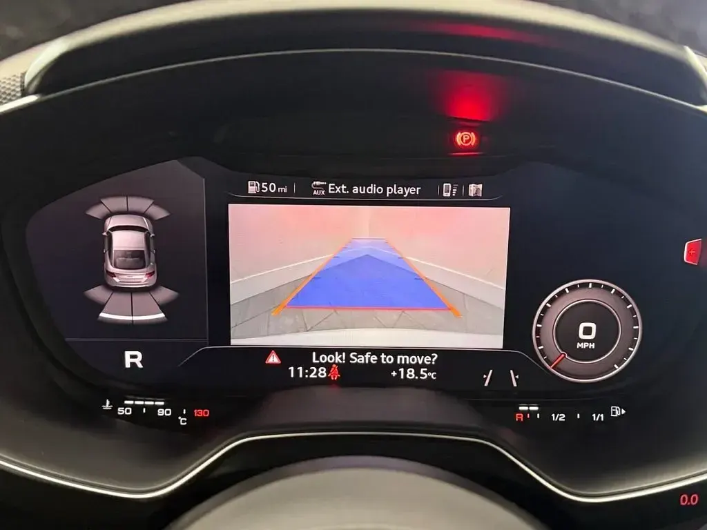 Used Audi TT RS Comfort 400 HP (294 kW) 2018 White Coupe