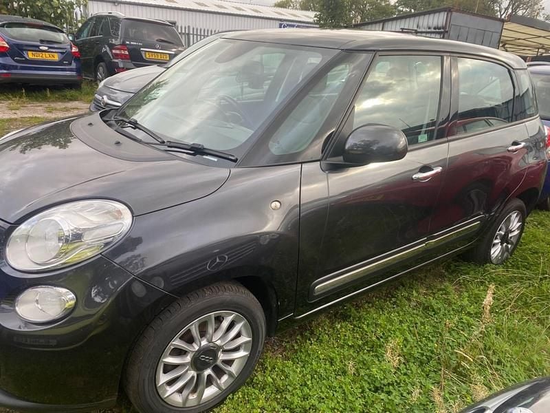 Grey Used 2014 Fiat 500L Lounge MPV | £2,990 (Fair price) - Image 1/4