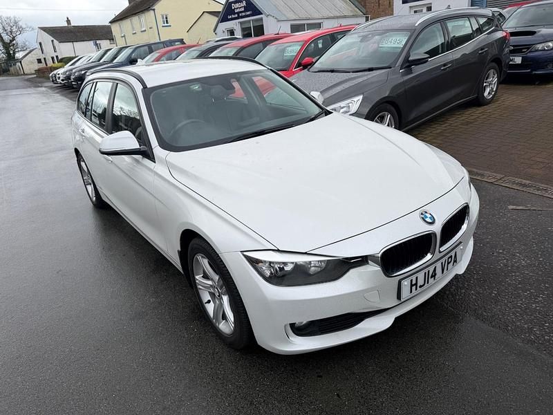 Begagnad BMW 320 2014 Vit Kombi