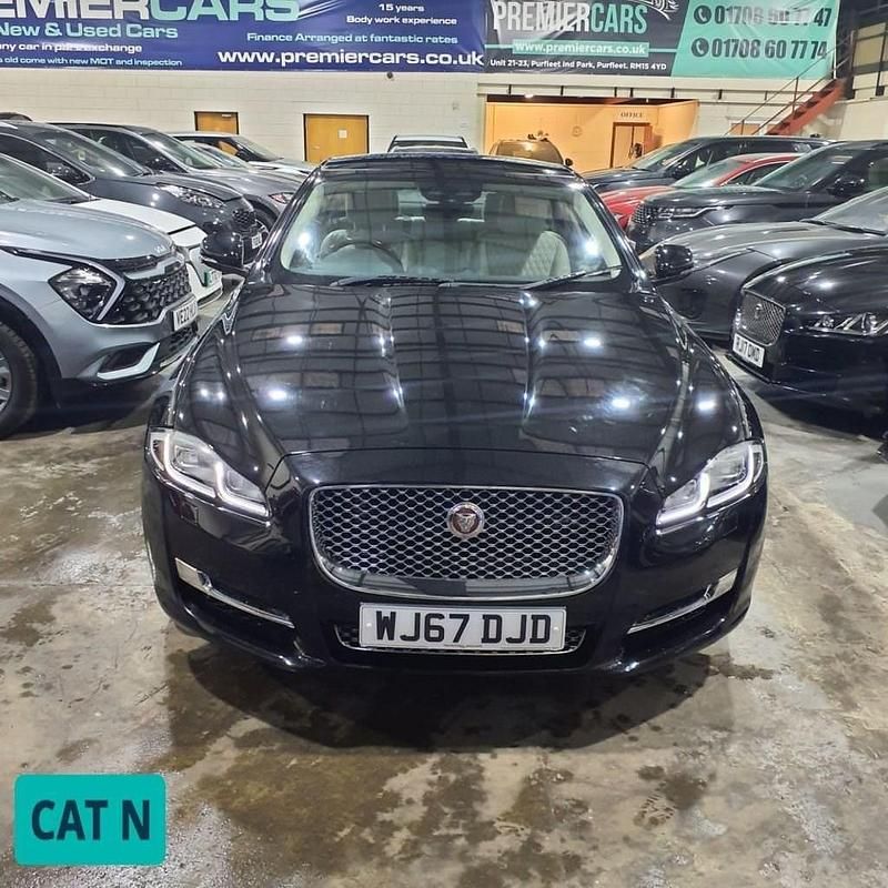 Used Jaguar XJ Portfolio 300 HP (220 kW) 2017 Black Sedan