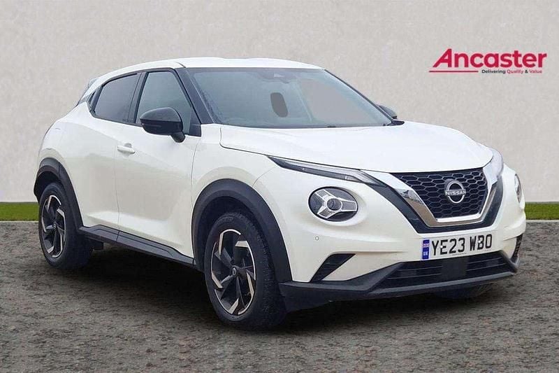White Used 2023 Nissan Juke N-Connecta SUV | £15,975 (Fair price) - Image 1/4