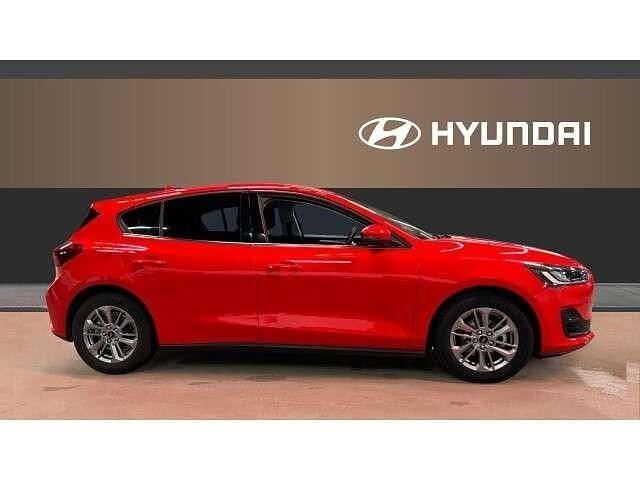 Usado Ford Focus Titanium 125 HP (91 kW) 2022 Vermelho Citadino