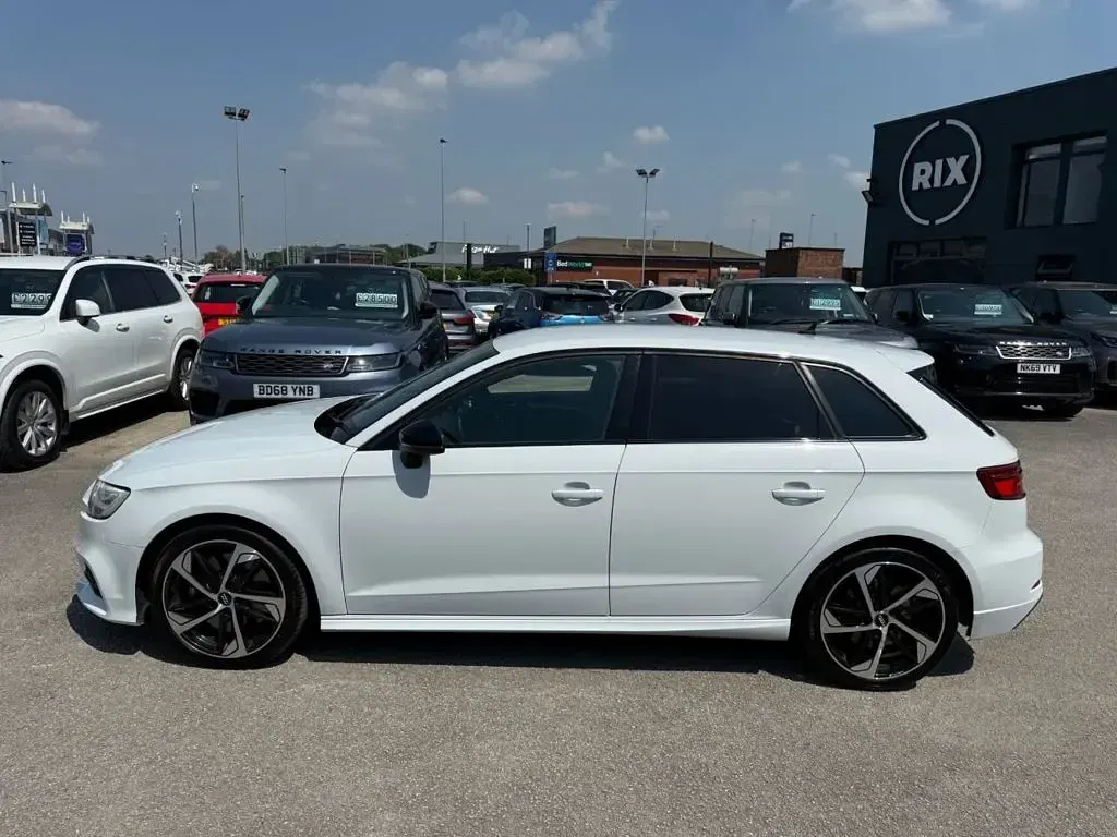 Used Audi S3 Sportback Black Edition 300 HP (220 kW) 2019 White Hatchback