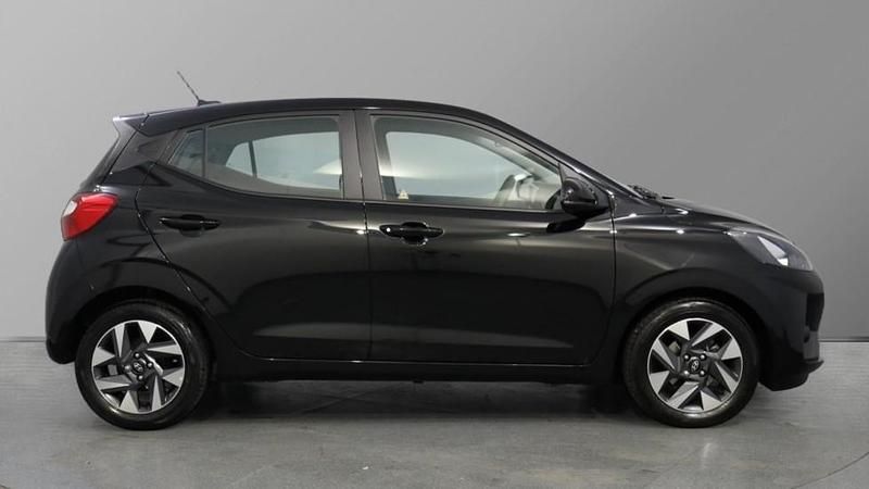 Used Hyundai i10 Advanced 79 HP (58 kW) 2025 Phantom black Hatchback