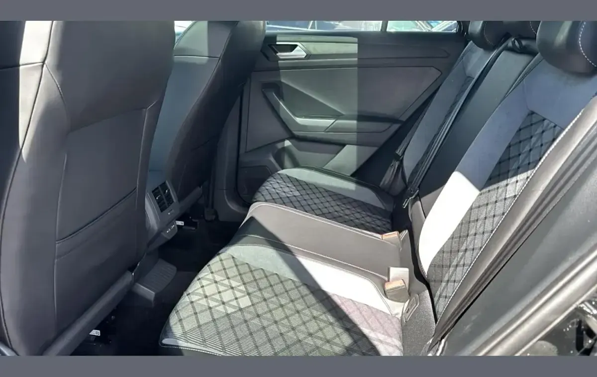 New VW T-Roc Black Edition 150 HP (110 kW) 2026 Black SUV