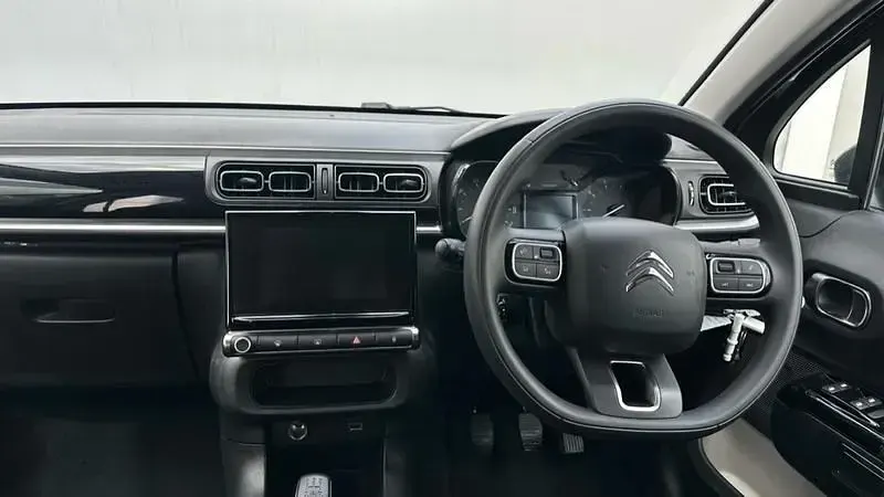 Usado Citroën C3 PureTech 83 HP (61 kW) 2024 Cinzento Citadino