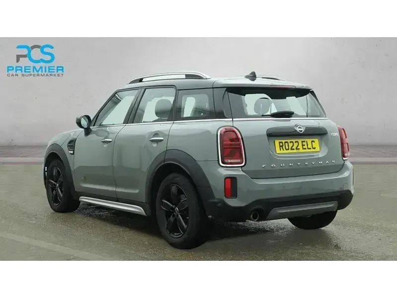 Begagnad Mini Cooper Countryman Classic 2022 Grå SUV