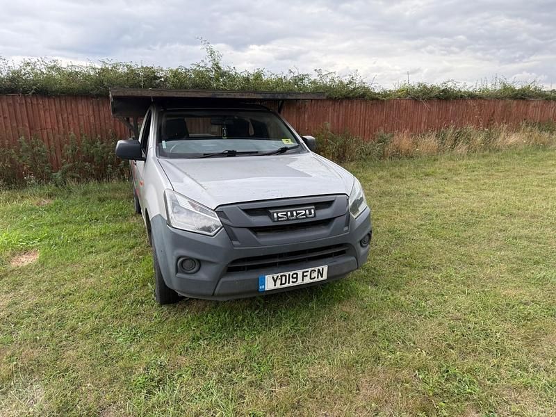 Silver Used 2019 Isuzu D-Max Pickup | £5,750 (Super price) - Image 1/4