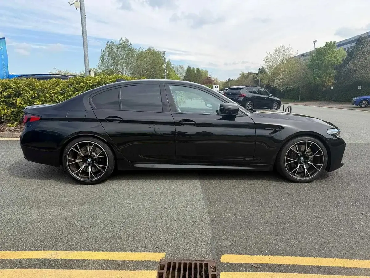 Begagnad BMW M5 Competition Edition 616 HK (453 kW) 2023 Svart Sedan