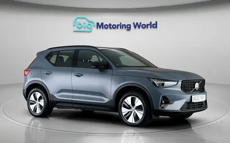 Used Volvo XC40 Plus 211 HP (155 kW) 2023 Grey SUV