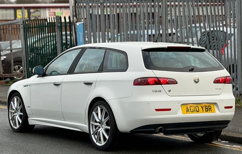 Used Alfa Romeo 159 Lusso 2014 White Estate