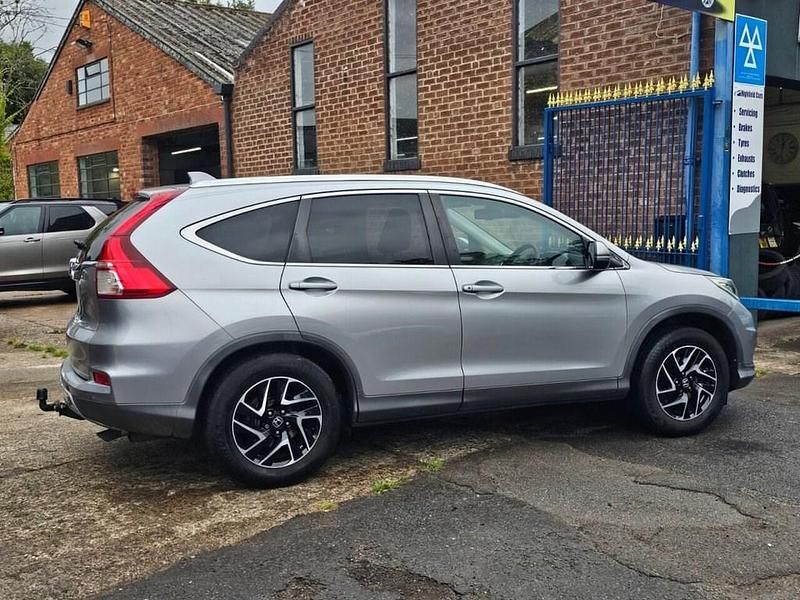 Used Honda CR-V SE Plus 160 HP (117 kW) 2017 Silver SUV