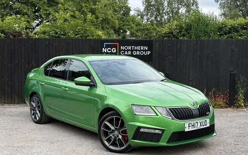 Used Skoda Octavia vRS 230 HP (169 kW) 2017 Hatchback