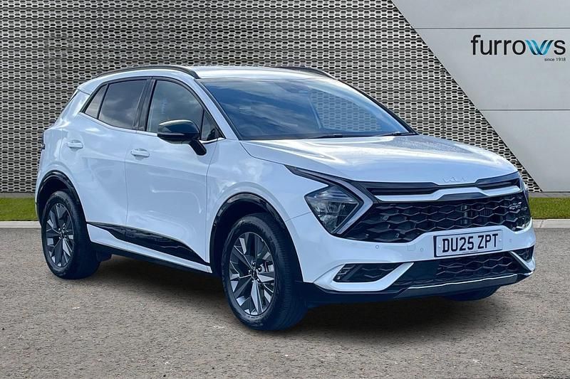 White Used 2025 Kia Sportage GT-Line SUV | £30,990 (Good price) - Image 1/4