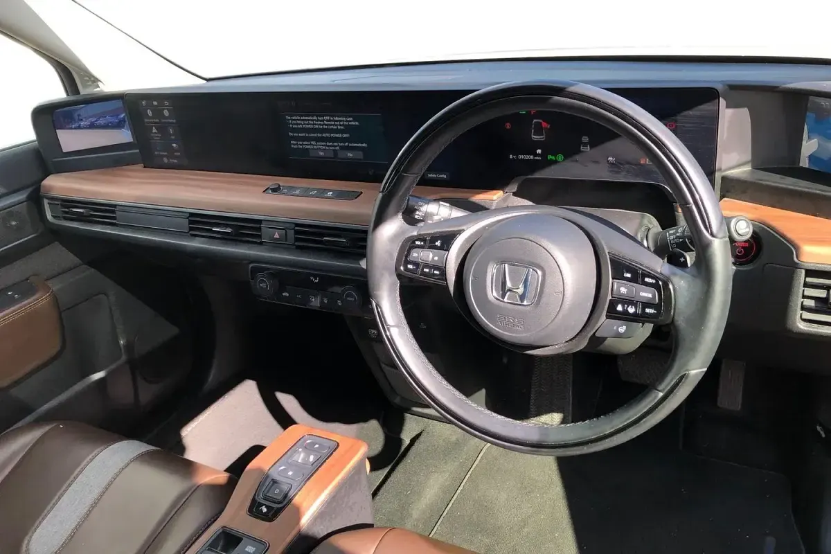 Used Honda e Advance 113 kW (154 HP) 2021 White Hatchback