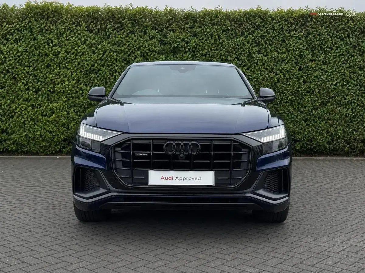 Used Audi Q8 Black Edition 340 HP (250 kW) 2021 Blue SUV