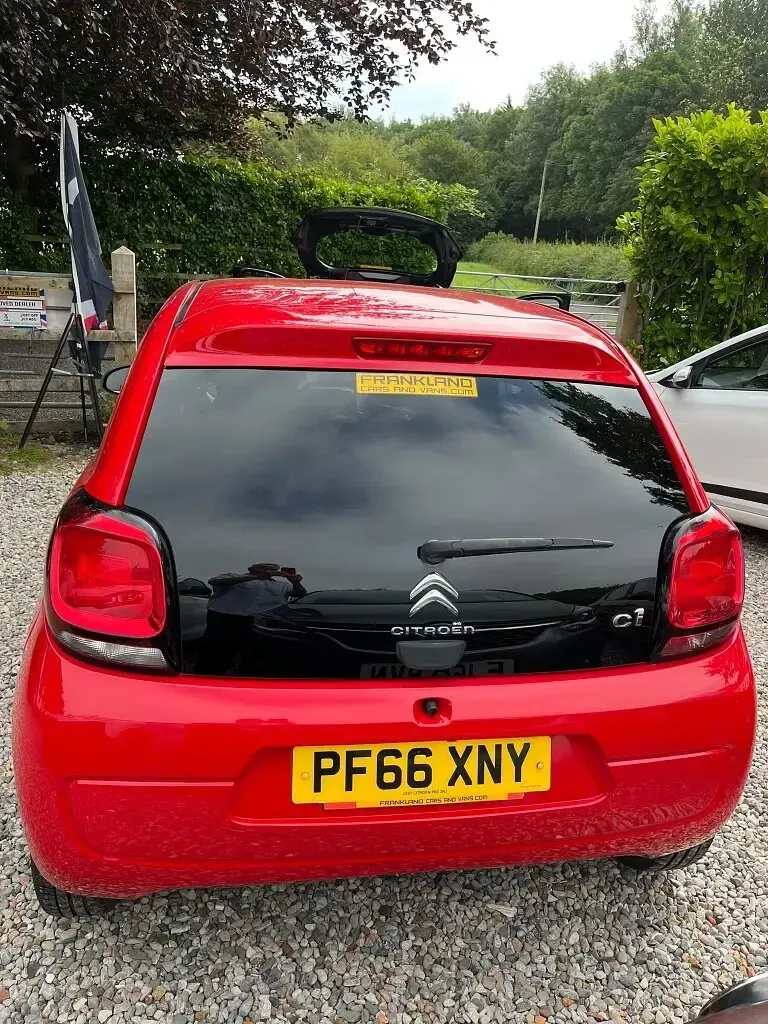 Used Citroën C1 Flair 82 HP (60 kW) 2016 Red Hatchback