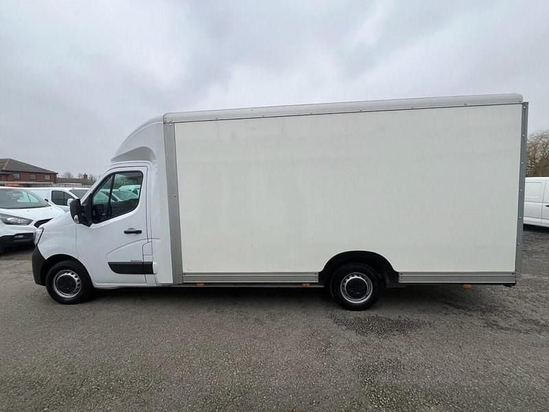 Used Renault Master Business 145 HP (106 kW) 2023 White Cabriolet