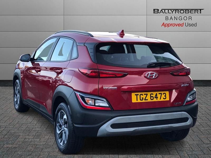 Red Used 2021 Hyundai Kona SE SUV | £15,950 (Good price) - Image 1/4