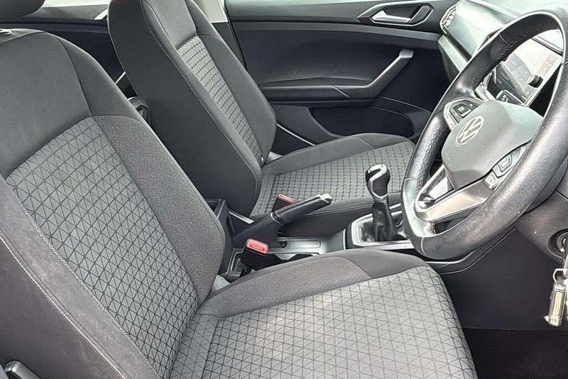 Used VW T-Cross SE 108 HP (79 kW) 2023 White SUV