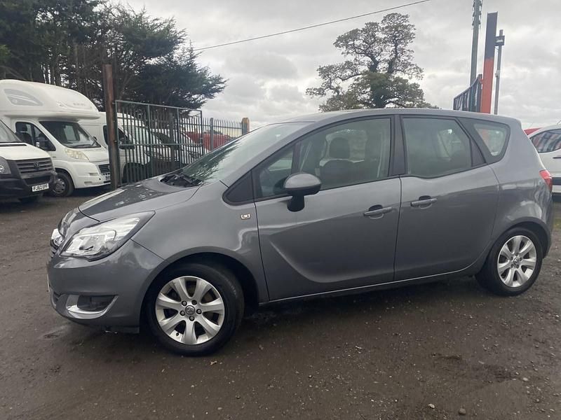 Begagnad Vauxhall Meriva 2016 Grå Minibuss