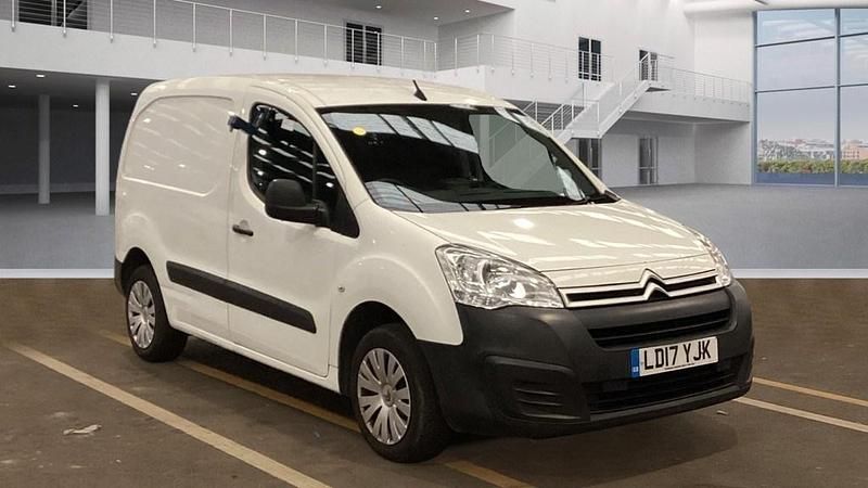 Used Citroën Berlingo 2017 White MPV