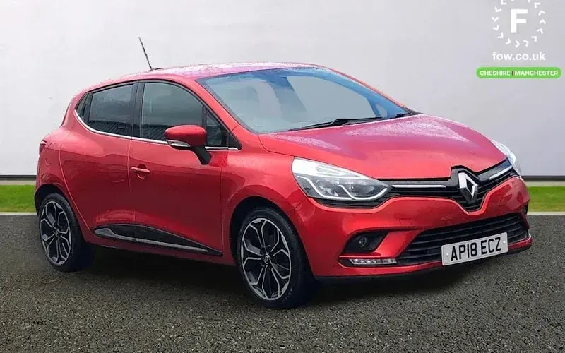 Used Renault Clio Iconic 76 HP (55 kW) 2018 Hatchback