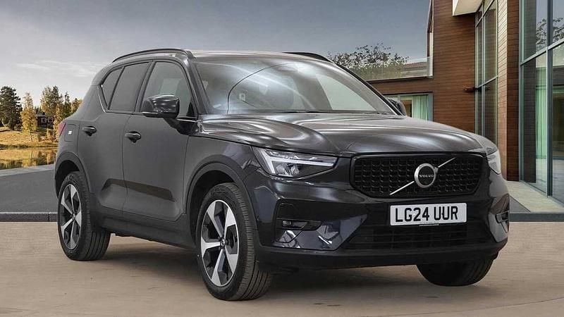 Black Used 2024 Volvo XC40 Plus SUV | £31,490 (Fair price) - Image 1/4