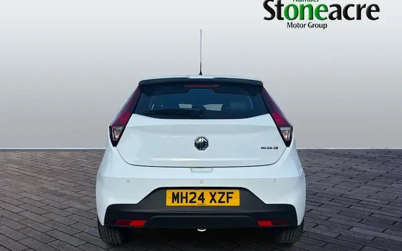 Used MG MG3 Exclusive 106 HP (77 kW) 2024 White Hatchback