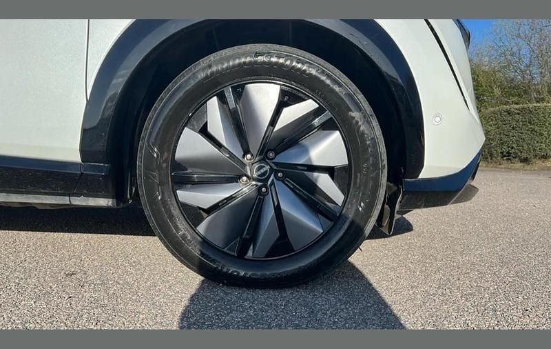 Used Nissan Ariya Evolve 175 kW (239 HP) 2022 White SUV